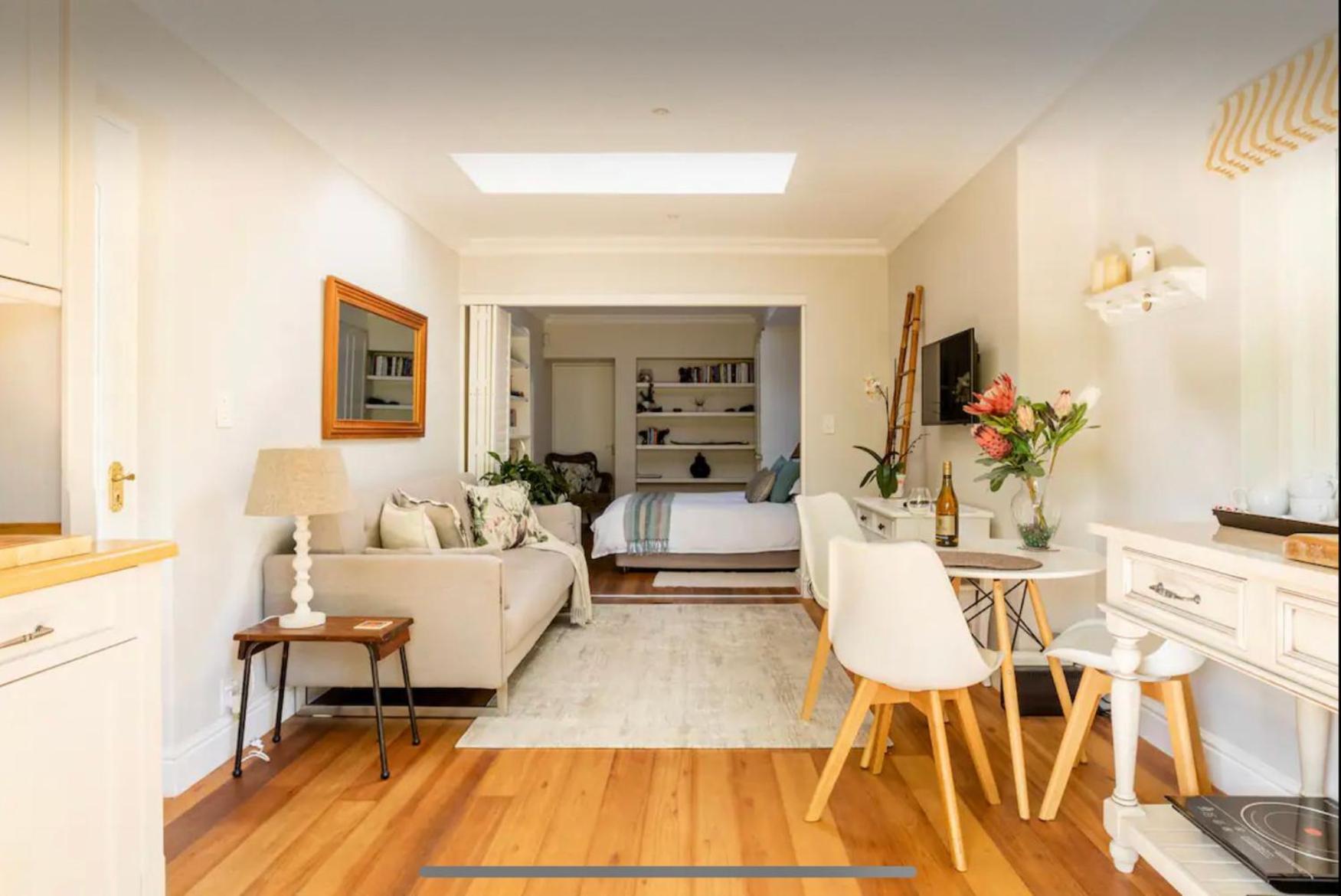 Guest Suite - Leafy Constantia Guest House 开普敦 外观 照片